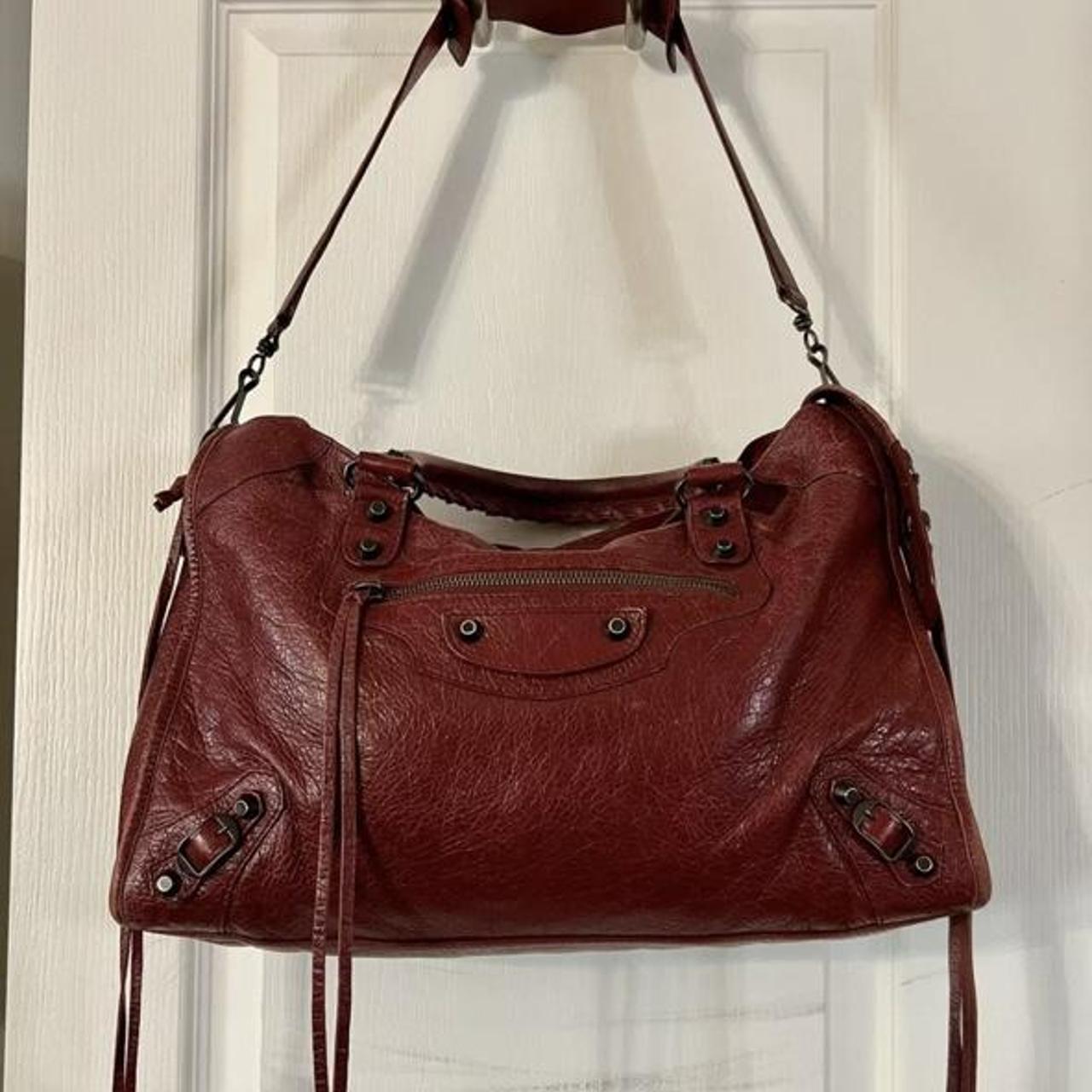 PreOwned Balenciaga burgandy city bag