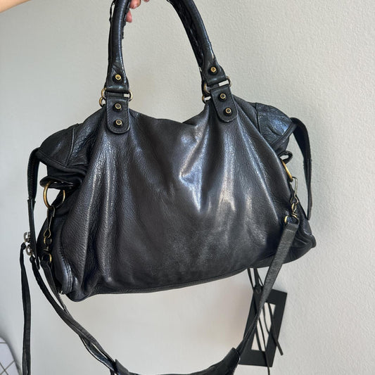 🌟 Authentic Balenciaga city bag medium in black color Pre-owned 🌟