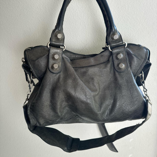 🌟 Authentic Balenciaga city bag gaint in black/grey Pre-owned 🌟