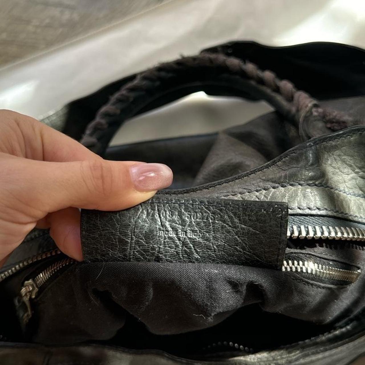 🌟 Authentic Balenciaga city bag gaint in black/grey Pre-owned 🌟