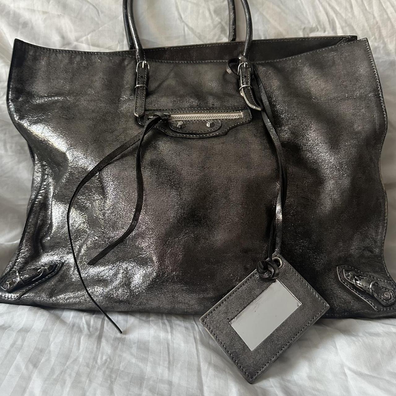 🌟 Authentic METALLIC BALENCIAGA PAPIER BAG Pre-owned 🌟