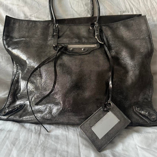 🌟 Authentic METALLIC BALENCIAGA PAPIER BAG Pre-owned 🌟
